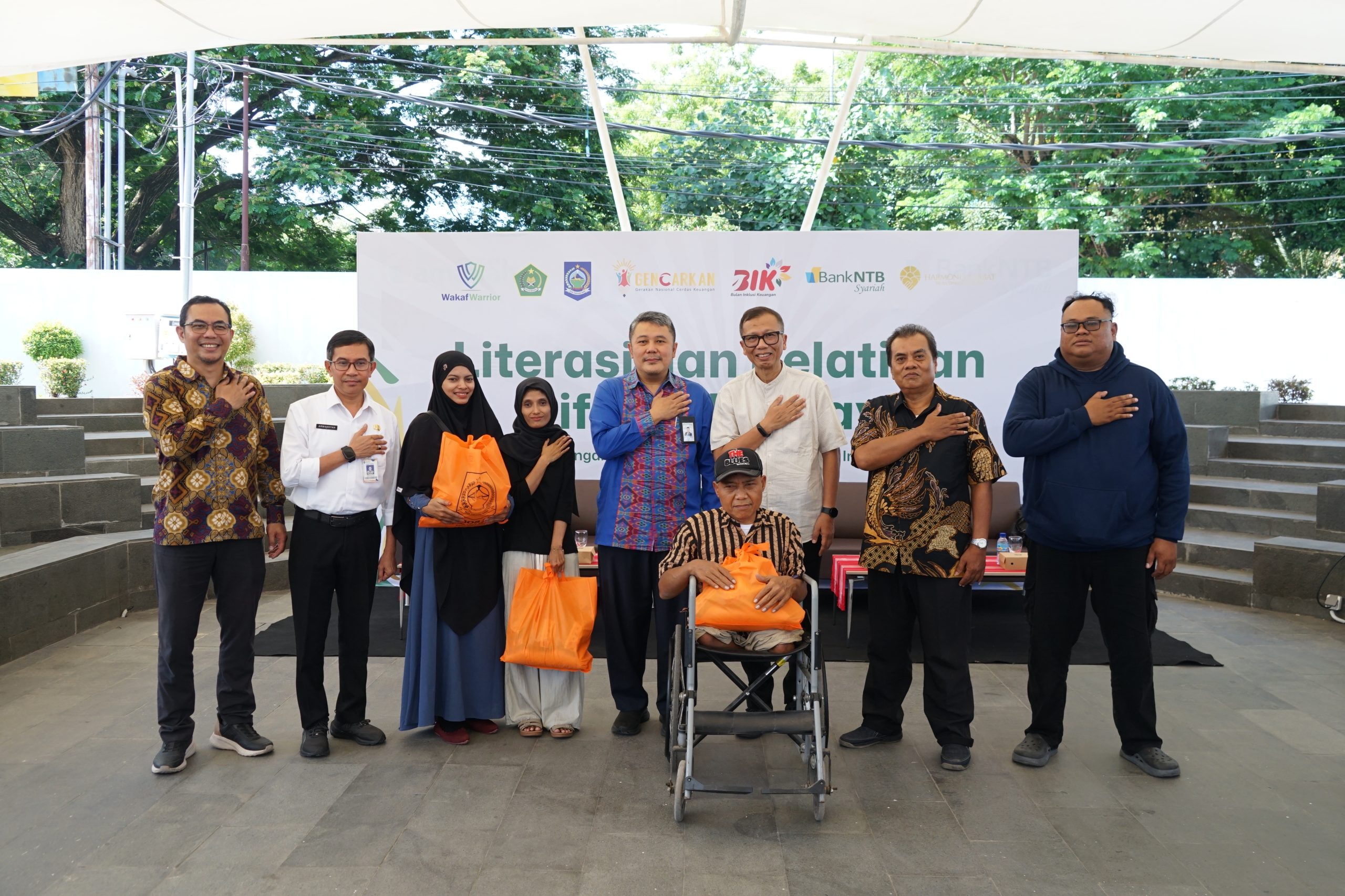 Bank NTB Syariah dan HARSA NTB Dorong Difabel Berdaya Lewat Literasi dan Inklusi Keuangan Syariah. Dok: Bank NTB Syari’ah untuk Lombok Fokus