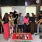 Foto : 8 (Delapan) Orang terduga pelaku penyalahgunaan narkoba yang berhasil di ringkus anggota Polres Dompu