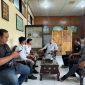 Foto: Pengurus FPP-NTB berdialog dengan jajaran Disperindag Provinsi NTB dalam audiensi terkait dugaan aktivitas usaha tanpa izin oleh CV Kecubung di Kecamatan Sape, Kabupaten Bima, Jumat (22/5/2026).