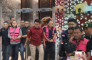 Foto: Mantan Kepala Badan Gizi Nasional (BGN) Dadan Hindayana, bersama Sonny Sanjaya dan Lodewyk Pusung, digiring petugas keluar dari Gedung Bundar Jampidsus dengan mengenakan rompi tahanan khas Kejaksaan Agung, Jakarta, Rabu (3/6/2026). Pihak Kejaksaan Agung masih belum memberikan keterangan resmi terkait konstruksi perkara yang menjerat ketiganya. (Istimewa)