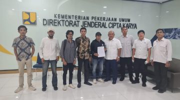 Diterima Kementerian PU: Perwakilan Gerakan Mahasiswa dan Pemuda Penyelamat APBN (GMPPA) saat diterima langsung oleh sejumlah pejabat di Direktorat Jenderal Cipta Karya Kementerian PU, Jakarta, Selasa (9/6/2026), untuk menyerahkan tuntutan terkait dugaan monopoli proyek di BP2JK NTB. (Foto: dok.istimewa)