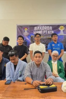 Gelar Jumpa Pers, HIPMI PT NTB Soroti Politisasi Mahasiswa Sekaligus Beri Pesan Menohok untuk Tiyo Ardianto