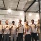 Jajaran pengurus DPW TMI NTB dan DPD TMI Lombok Timur, Lombok Tengah, serta Lombok Barat berfoto bersama usai acara penyerahan mandat kepengurusan di Mataram, Senin (27/7/2026). Momentum ini menandai dimulainya penguatan struktur organisasi hingga tingkat desa guna mengawal kepentingan dan meningkatkan kesejahteraan petani di NTB. (Foto: JD27)