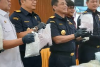 Foto: Konferensi pers yang digelar Bea Cukai Soekarno-Hatta bersama Direktorat Tindak Pidana Narkoba Bareskrim Polri, Jumat (31/7)