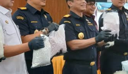 Foto: Konferensi pers yang digelar Bea Cukai Soekarno-Hatta bersama Direktorat Tindak Pidana Narkoba Bareskrim Polri, Jumat (31/7)