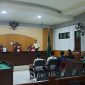 Ketua Majelis Hakim Dewi Santini (tengah) memimpin sidang pembacaan putusan kasus dugaan gratifikasi dana pokir DPRD NTB di Pengadilan Tipikor Mataram, Rabu (5/8/2026). Tiga legislator NTB yakni Hamdan Kasim, Indra Jaya Usman, dan Muhammad Nashib Ikroman divonis bebas dari seluruh dakwaan JPU. (Foto: Dok. JD09)