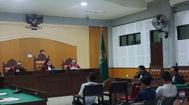 Foto: Suasana sidang pembacaan putusan terdakwa dugaan kasus gratifikasi DPRD NTB, Hamdan Kasim, di Pengadilan Tipikor Mataram, Rabu 5/8/2026.(JD09)