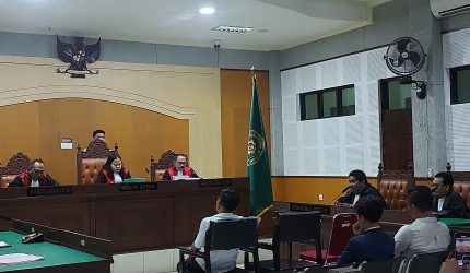 Foto: Suasana sidang pembacaan putusan terdakwa dugaan kasus gratifikasi DPRD NTB, Hamdan Kasim, di Pengadilan Tipikor Mataram, Rabu (5/8/2026).(JD09)