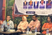 Foto: Direktur RSUD Provinsi NTB dr. Asrul Sani (kiri) bersama Anggota Komisi V DPRD NTB Nadirah, Akademisi UNBIM Alfisahrin, dan Relawan Kemanusiaan Kaharuddin Abbas saat menjadi pembicara dalam dialog publik yang digelar GAKADA BIDOM di Hangout Coffee, Senin, 3 Agustus 2026. Forum ini membahas isu dugaan ketidaksesuaian diagnosis medis pada pasien rujukan asal Bima dan Dompu.(JD09)