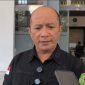 Foto: Jaksa Penuntut Umum (JPU) Hendarsyah Ketika Memberi Keterangan Di Halaman Kantor Kejati NTB (6/8)