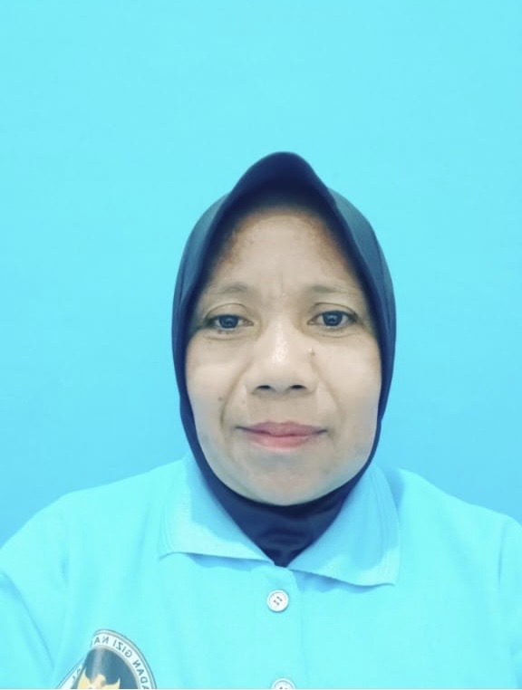 Foto: Mihra Relawan SPPG Desa Bara Kabupaten Dompu yang diberhentikan mendadak tampa alasan jelas