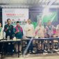 Sesi foto bersama para pemateri dan panitia pada Dialog Publik HMI Cabang Mataram yang membahas kesiapan bonus demografi 2030 di Mataram, Jumat (30/10/2026). Foto: Dok. HMI Cabang Mataram