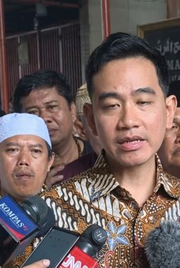 Tok! Suket Penyetaraan Ijazah Gibran Dibatalkan MA, Kasasi H.M. Subhan Dikabulkan!